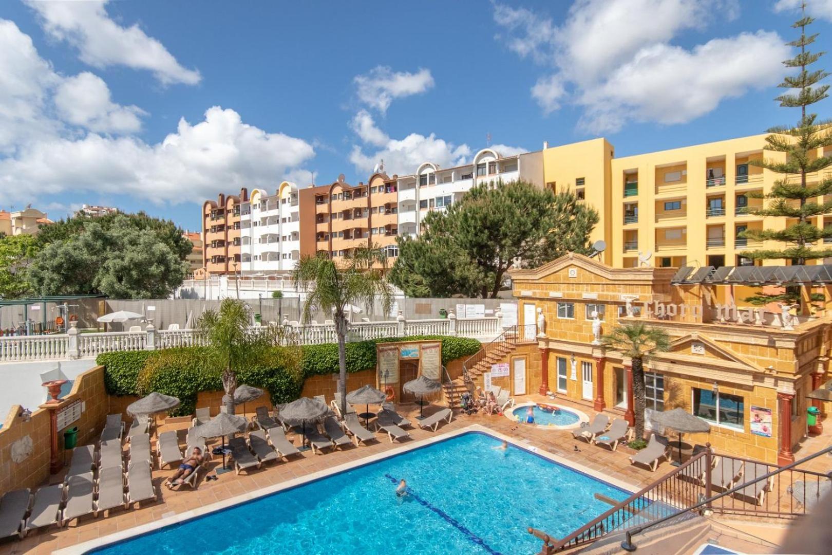 The Concierge - Pool Choromar * Albufeira